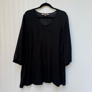 FLAX Women's Black Top size medium flowy oversized